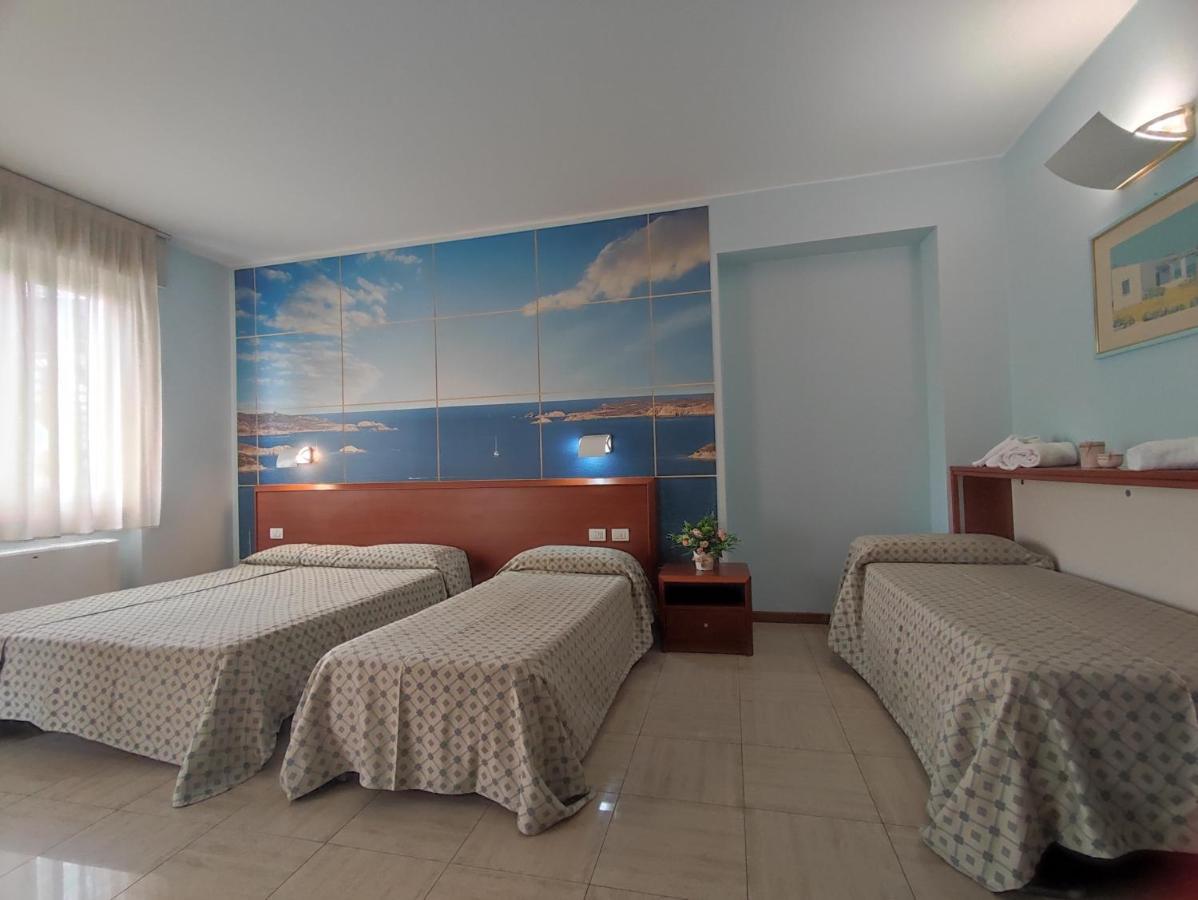 Hotel Industria Бреша Екстериор снимка